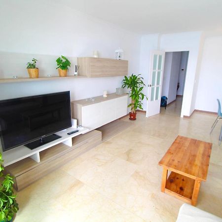 Very Lightful Apartment. Incredible Sea Views. Big Terrace, Swimming Pool. Ac. Very Close To Alicante City Center. מראה חיצוני תמונה