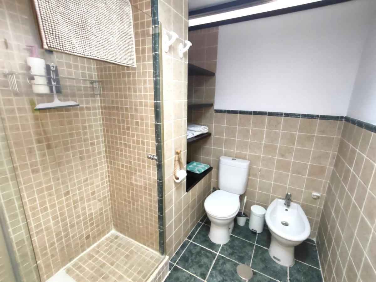 Very Lightful Apartment. Incredible Sea Views. Big Terrace, Swimming Pool. Ac. Very Close To Alicante City Center. מראה חיצוני תמונה