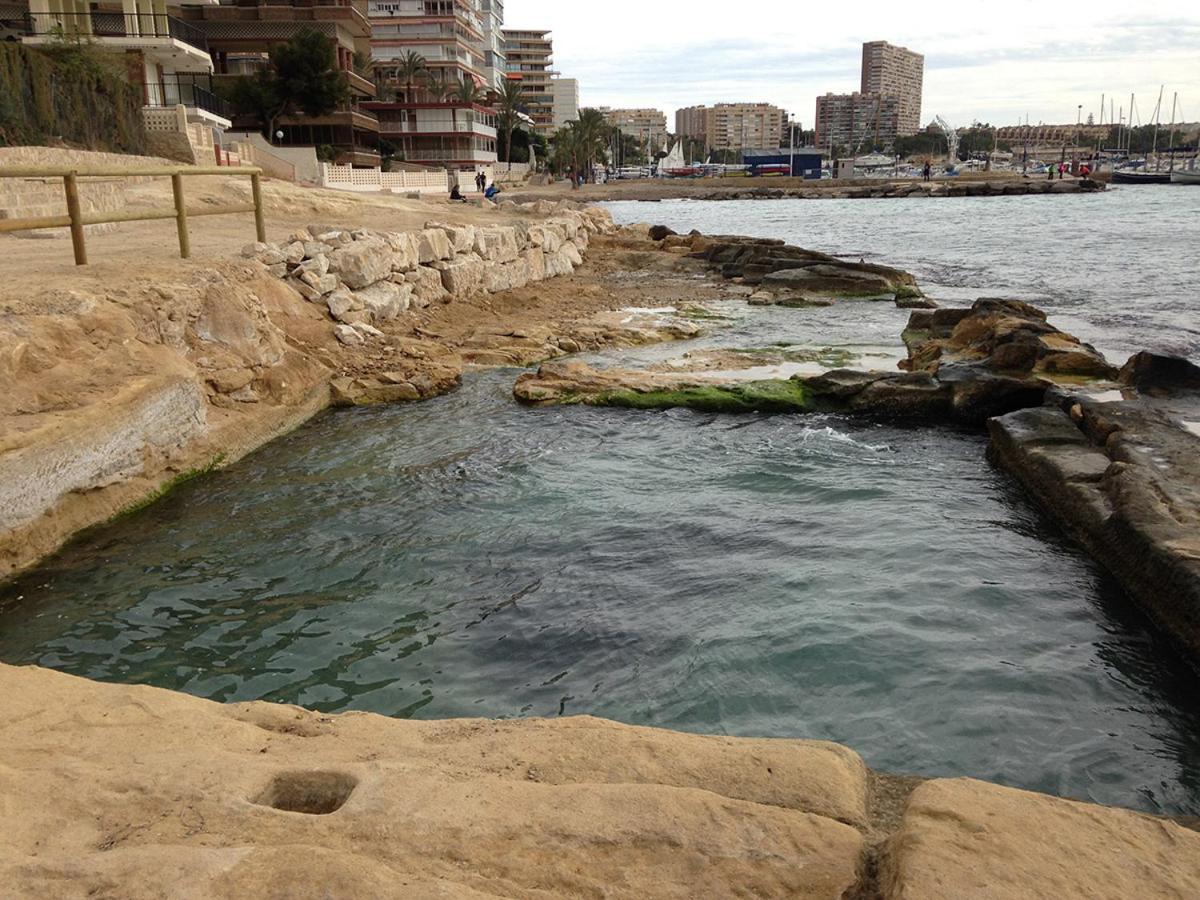Very Lightful Apartment. Incredible Sea Views. Big Terrace, Swimming Pool. Ac. Very Close To Alicante City Center. מראה חיצוני תמונה